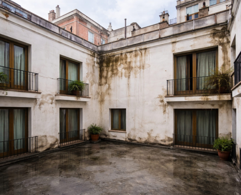 goteras-en-patios-de-luces-causas-y-soluciones